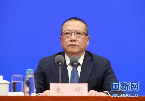 國家能源局：大力發(fā)展光伏發(fā)電、風(fēng)電等可再生能源；多管齊下解決消納問(wèn)題